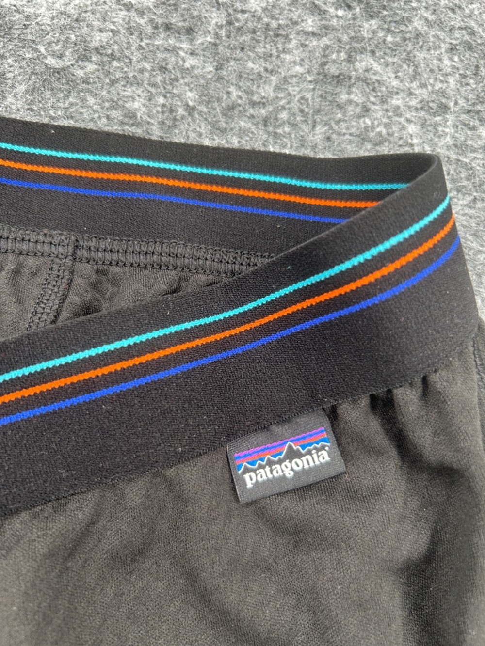 Patagonia Men's Black Capilene Thermal Midweight Bottoms Size M - Picture 10 of 12